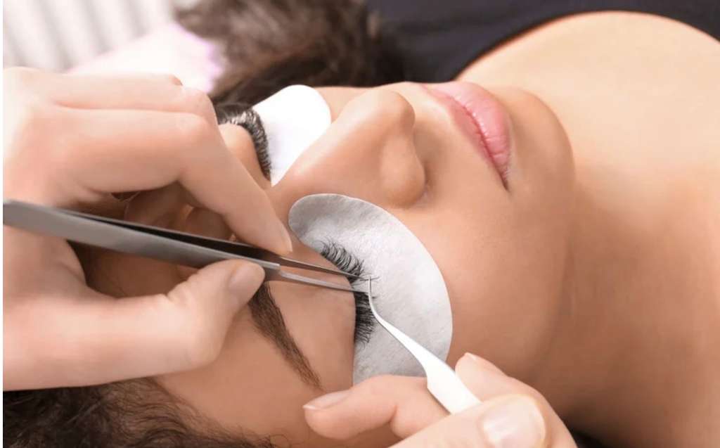 Lashes & Body on Fleek LLC hero image